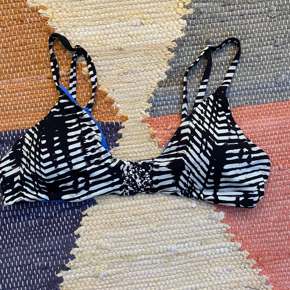 Dolce Vita bikini top